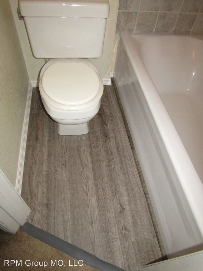 Foto del edificio - 4563 S Robberson Ave