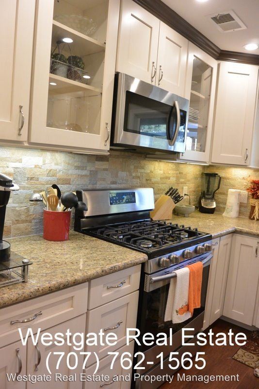 Building Photo - 3 br, 1.5 bath House - 1B Oliva Drive