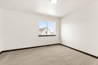 Building Photo - 673 Rookery Ln