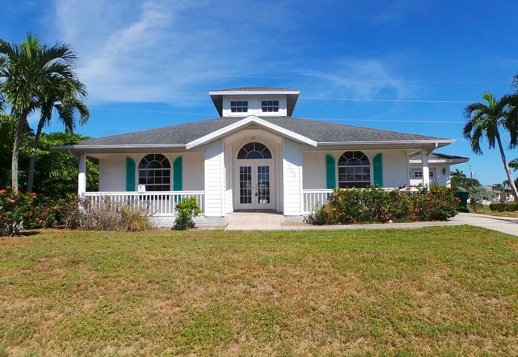 Foto principal - 209 S Heathwood Dr