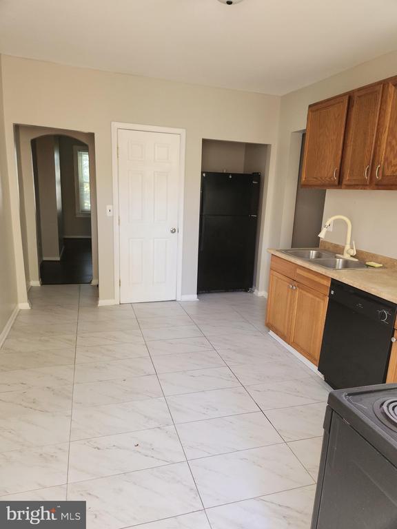 Building Photo - 2204 Jefferson St