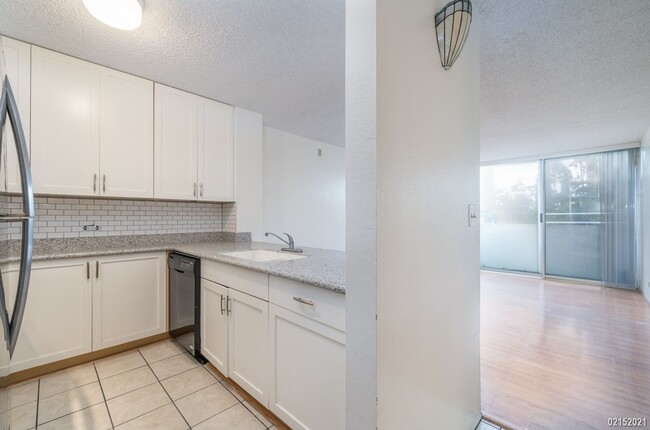 Foto del edificio - RARELY AVAILABLE PEARL TWO CONDO IN AIEA 1...