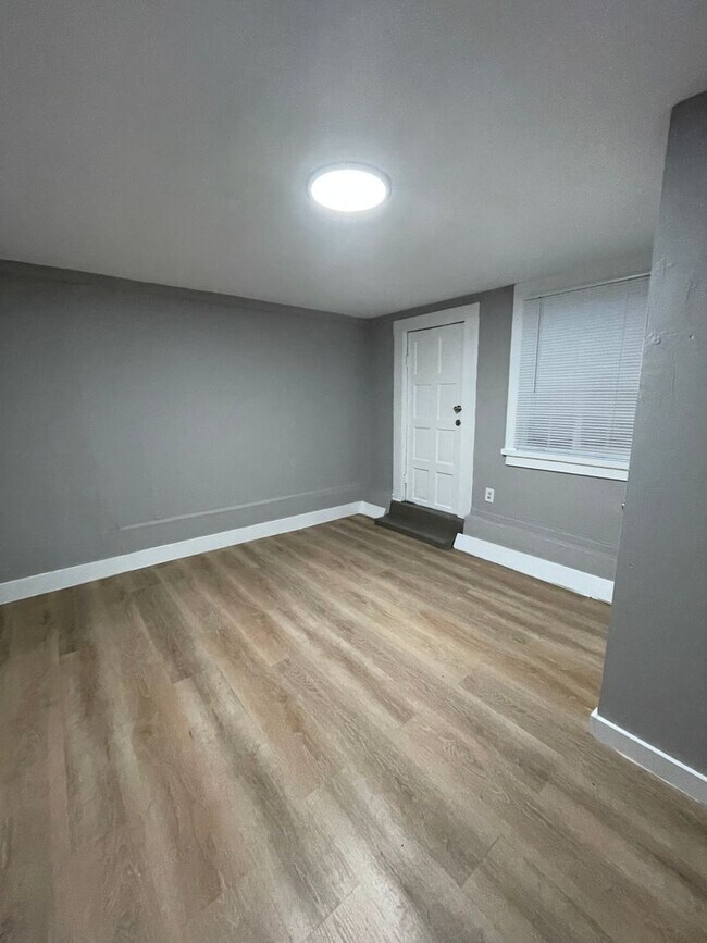 Foto del edificio - 1619 12th St