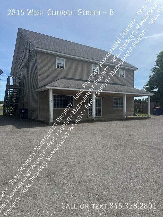 Building Photo - 2815 W Church St