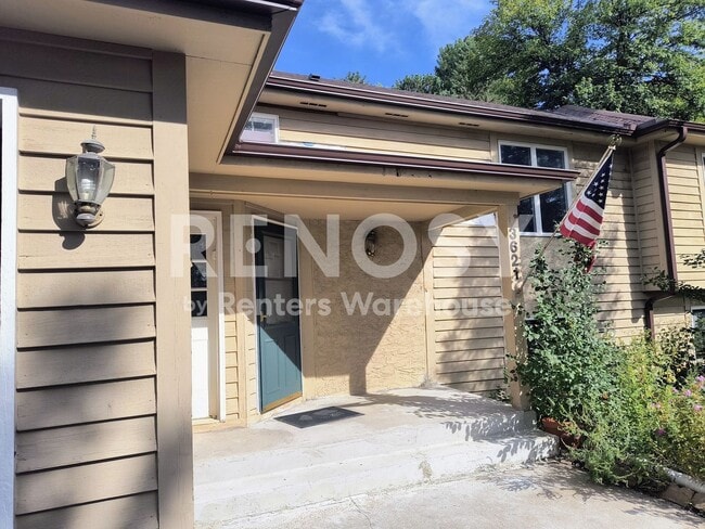 Building Photo - 3621 Williston Rd