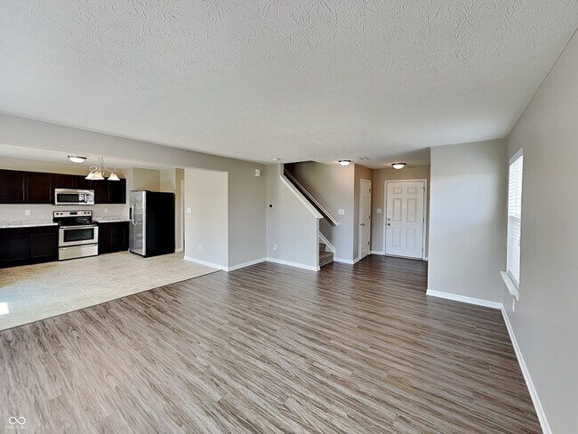Building Photo - 8041 Whistlewood Dr