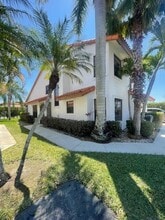 Building Photo - 13501 Fountain View Blvd
