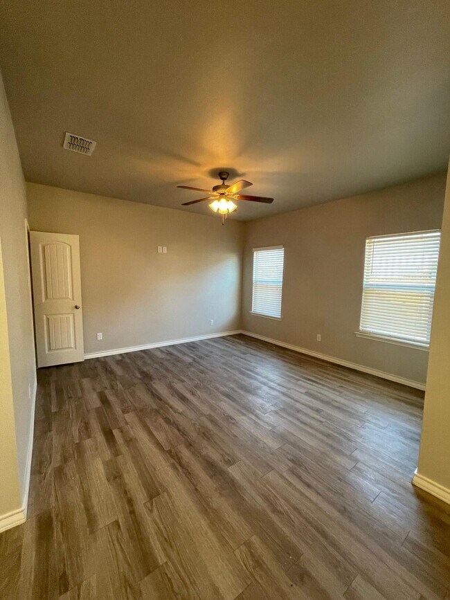 Foto del edificio - 6040 24th St