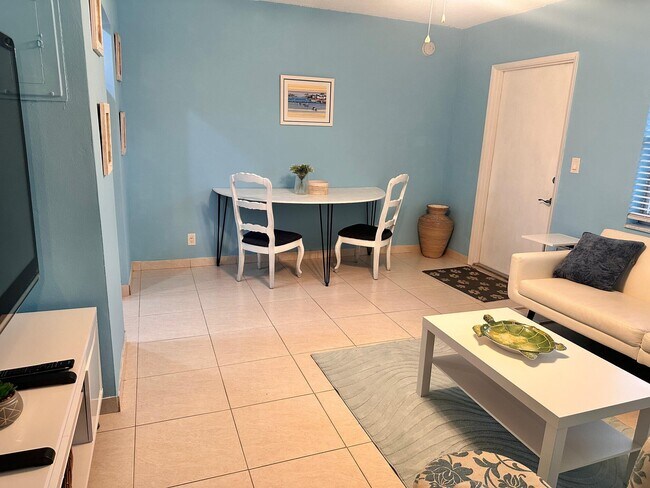 Foto del edificio - 3240 NE 16th St