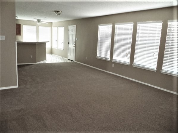 Building Photo - 1411 Plateau Dr