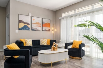 Building Photo - 5825 Sunset Wy