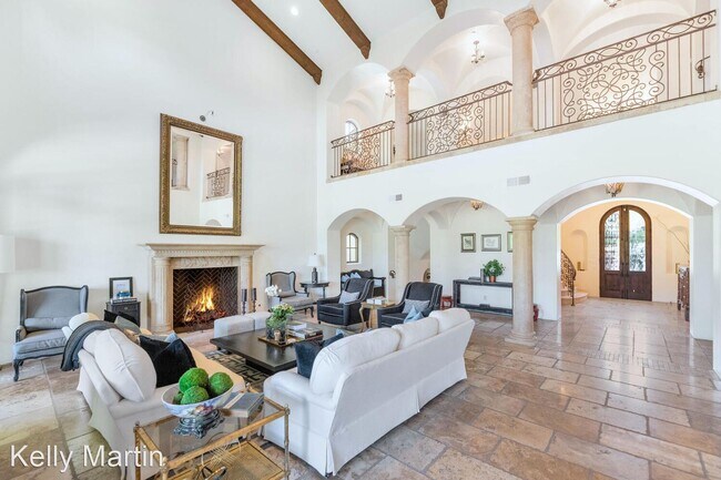 Foto del edificio - 4 br, 7 bath House - 5968 E Orange Blossom LN