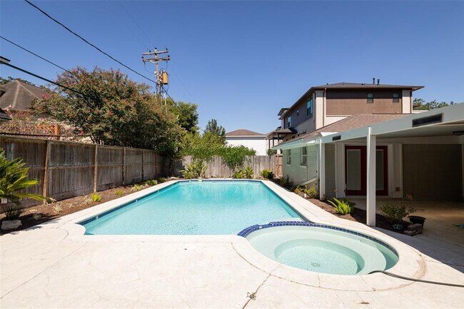 Building Photo - 3730 Tartan Ln