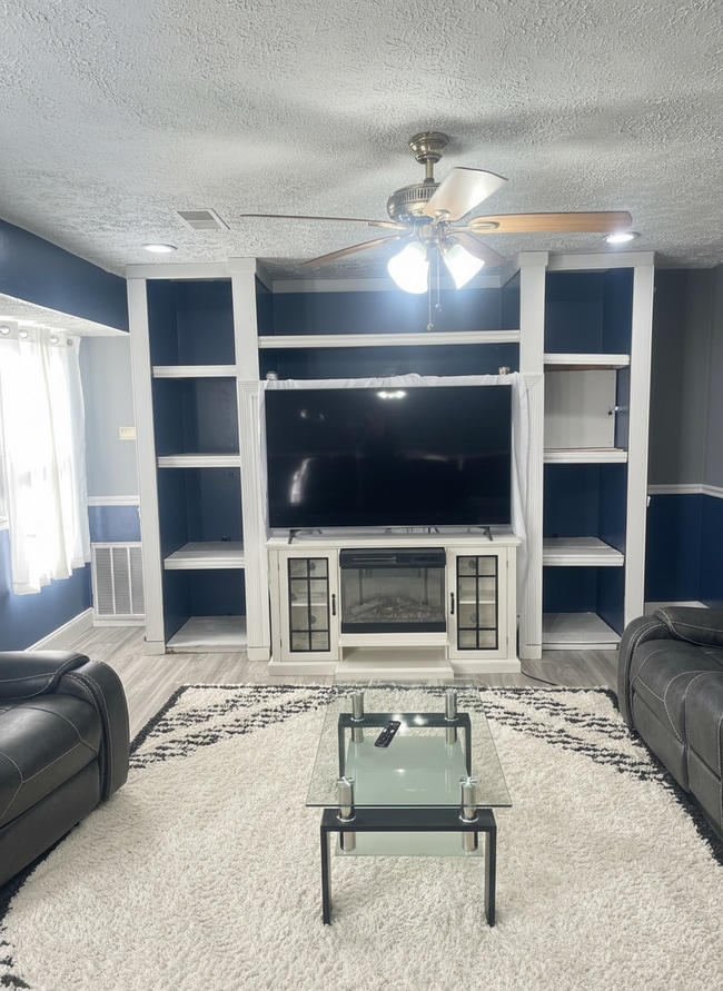 Building Photo - 449 Bramlett Way