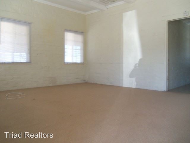 Building Photo - 5535 Adobe Rd