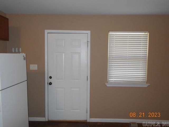Foto del edificio - 20621 Cole Ln