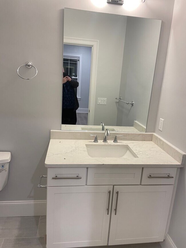 Building Photo - No Brokers Fee, No Security Deposit, In-Unit Washer and Dryer, Central Heat/AC, New Construction