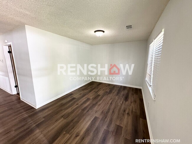 Building Photo - $99 Move in Special* - Text the Leasing Te...