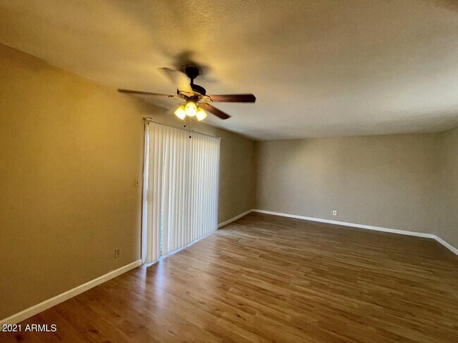 Foto del edificio - 1224 E Evergreen St