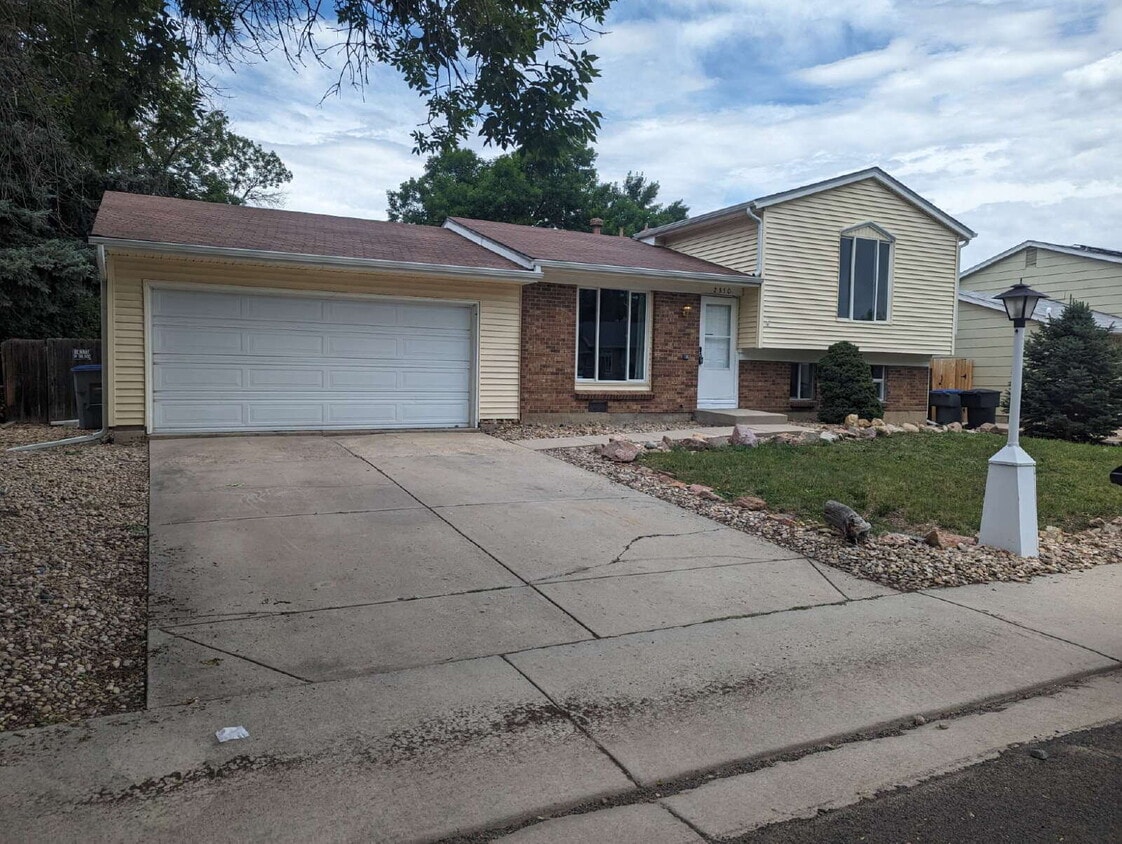 Newly updated 3/2 in North Longmont! - Newly updated 3/2 in North Longmont!