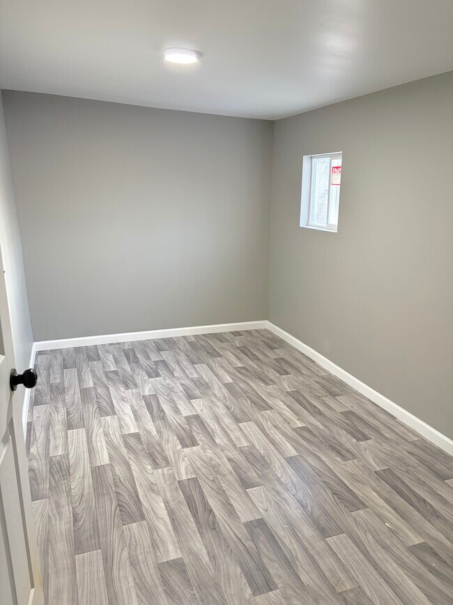 Foto del edificio - Luxury Renovated 3-Bedroom Home with Large Yard