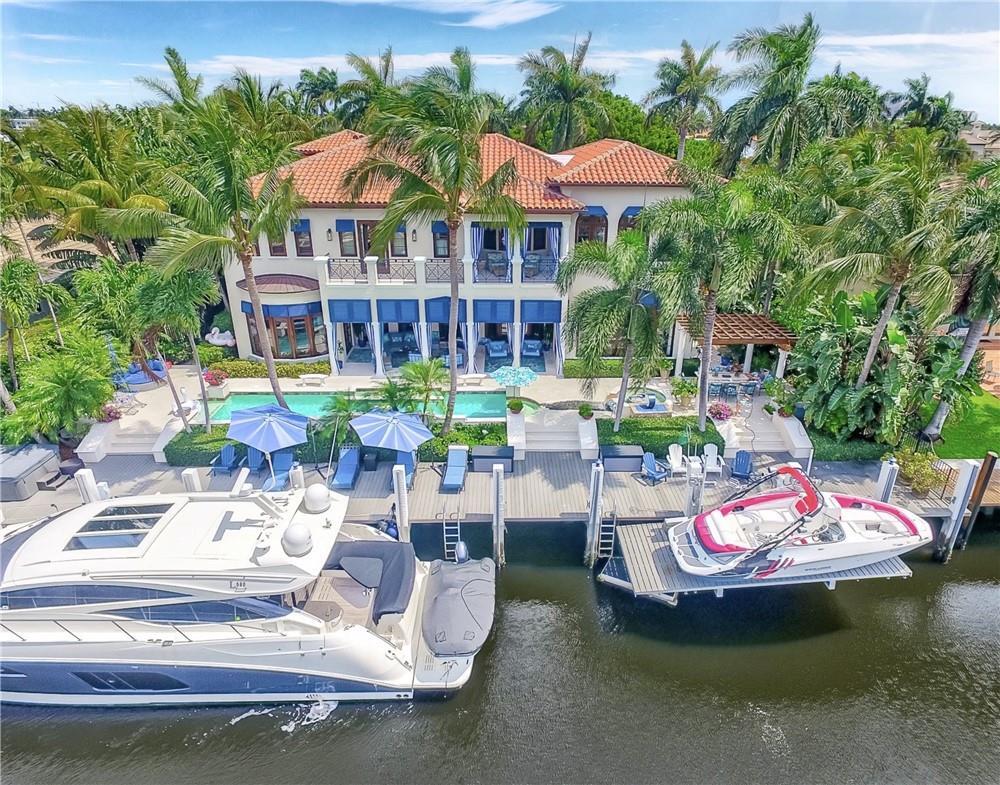 Foto principal - 2530 Laguna Dr