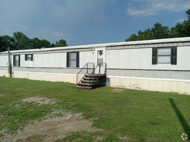 Building Photo - 100 Windsong Ln