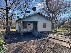 Building Photo - 1839 Rainwater St