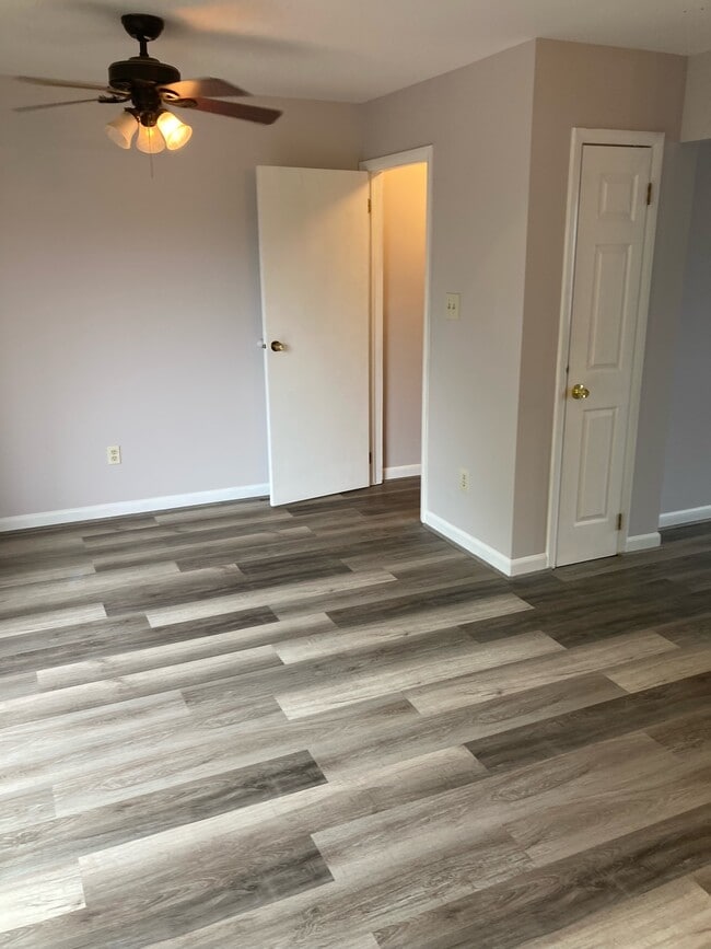 Building Photo - 5224 Magnolia Pl