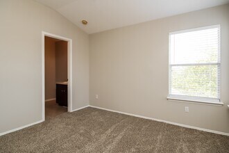 Building Photo - 8610 Sunny Gallop Dr