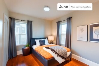 Building Photo - Room in Shared 3 bed/1 bath home