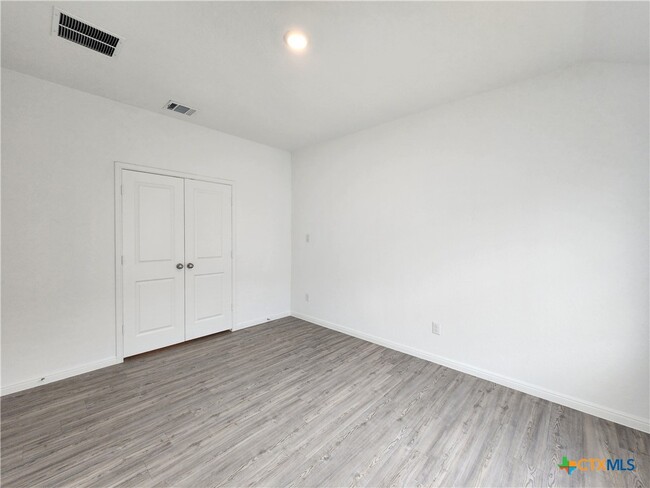 Building Photo - 414 Fairy Duster Dr