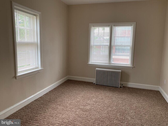 Foto del edificio - 111 E Lancaster Ave