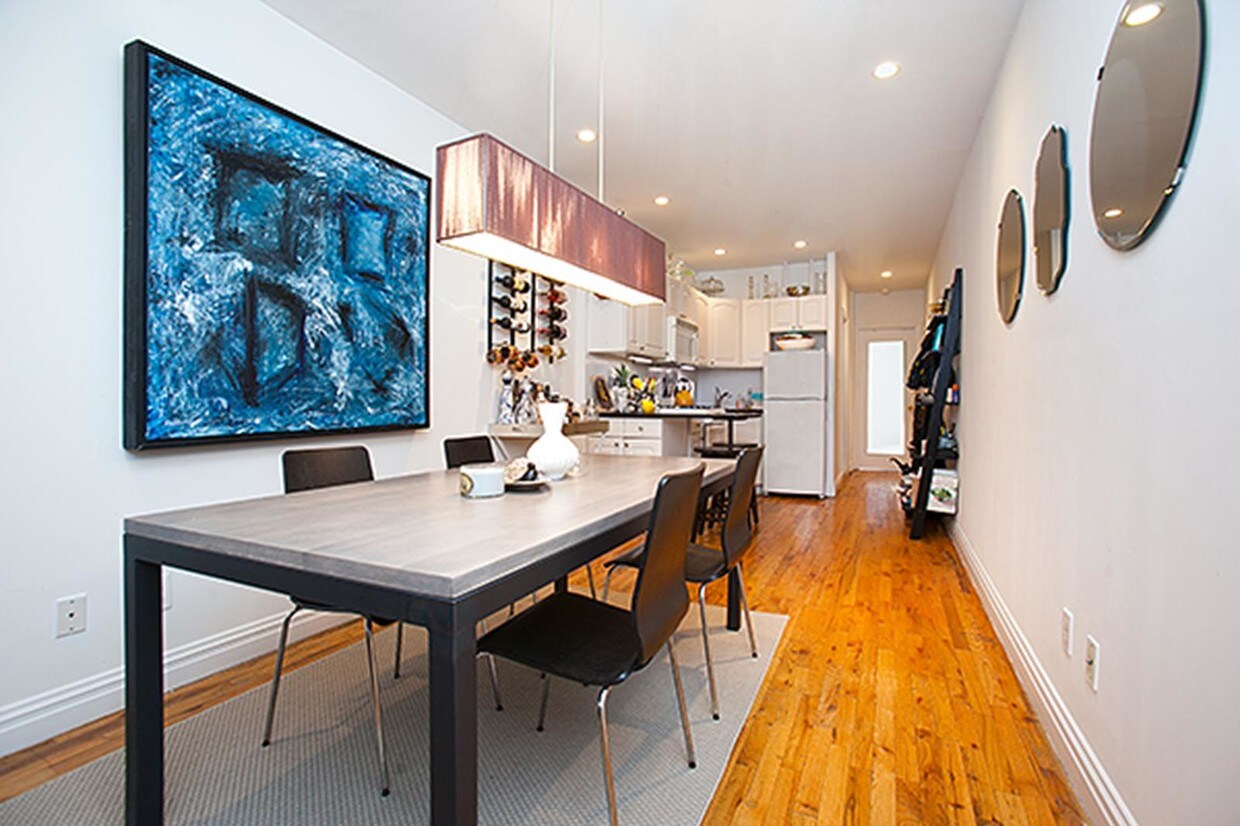 Primary Photo - 259 West 19th Street