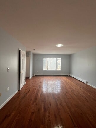 Building Photo - 23 Claremont Ave