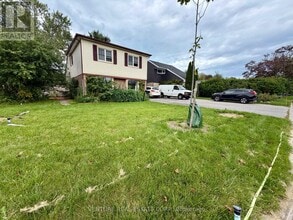 Building Photo - 1329 Belair Crescent