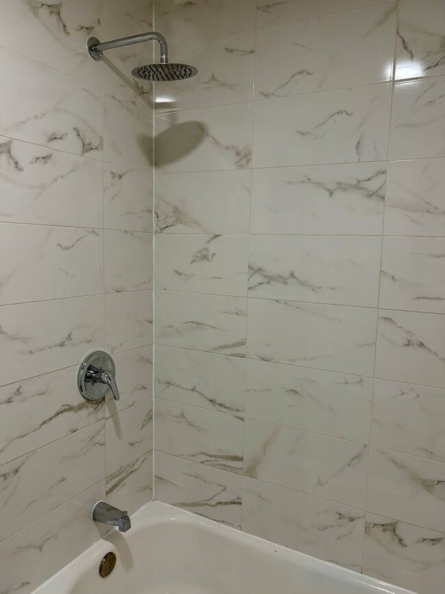 Photo - 172 Seymour Ave Apartment