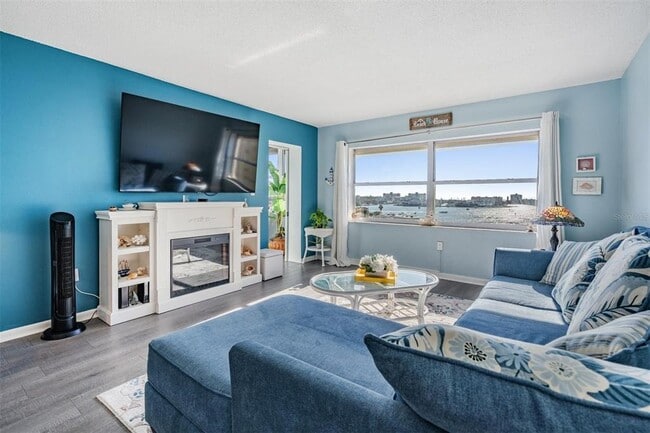 Foto del edificio - 4550 Cove Cir