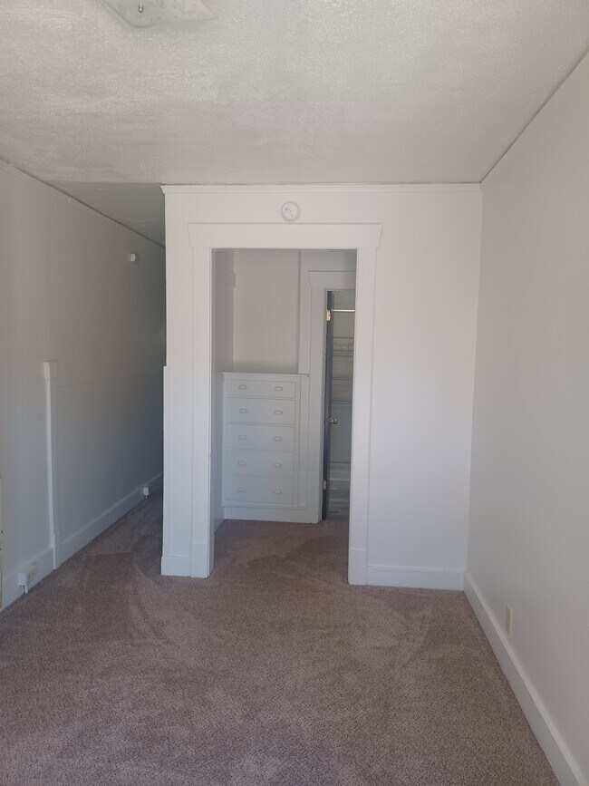 Foto del edificio - 427 8th St