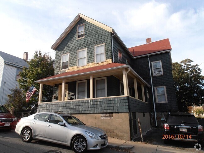 Building Photo - 6 Rowley St