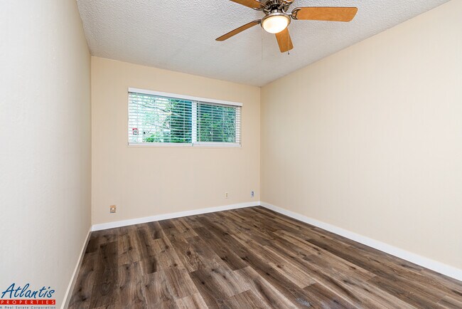 Foto del edificio - 1347 San Tomas Aquino Pkwy