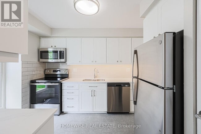 Photo du bâtiment - 570-570 Waverly St N