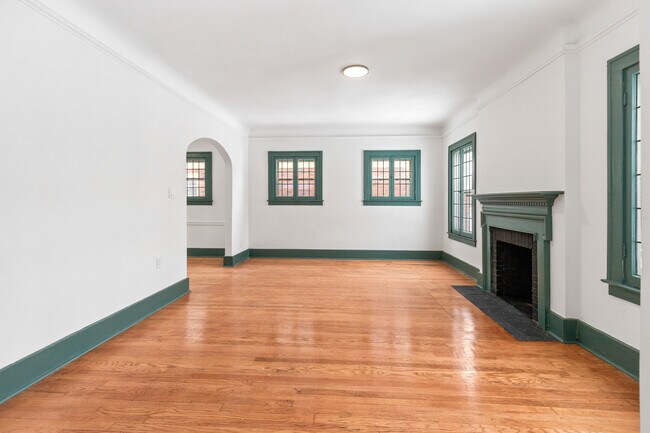 Building Photo - 4767 Sturtevant St