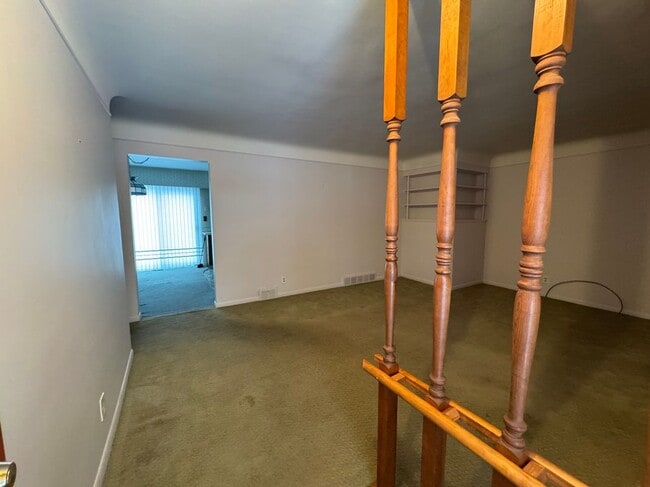 Foto del edificio - 28556 Milton Ave