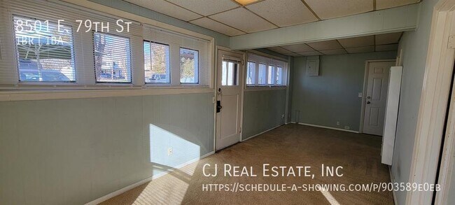 Foto del edificio - 8501 E 79th St