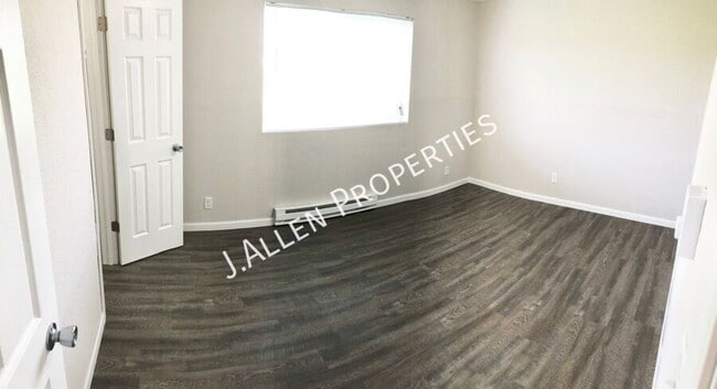 Foto del edificio - 1807 Parker Cir