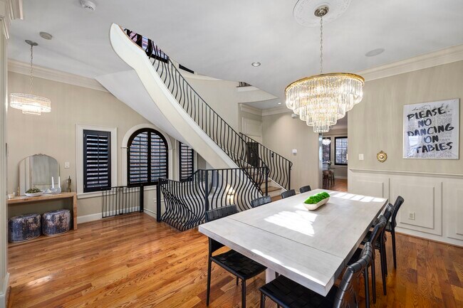 Foto del edificio - 1312 Crocker St