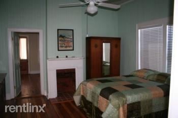 Building Photo - 2 br, 1.5 bath House - 121 Sycamore