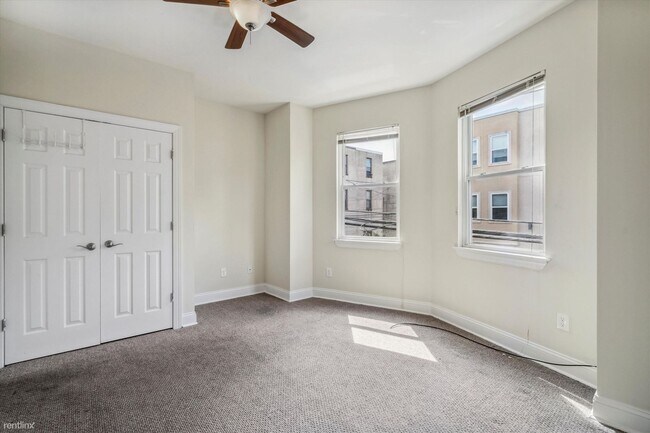Foto del edificio - 5 br, 3 bath Duplex - 2107 N 17TH ST Unit B
