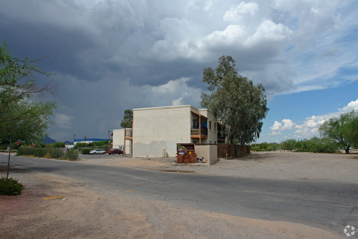 Foto del edificio - Rodeo View Apartments